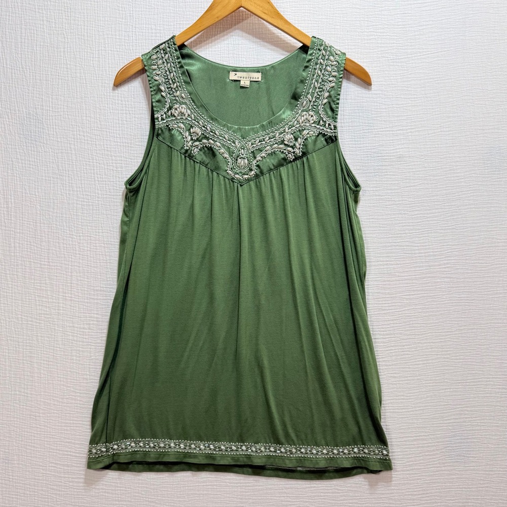 Twentyone Embroidered Tank Top Womens L Green Boho Beaded Sleeveless Festival
